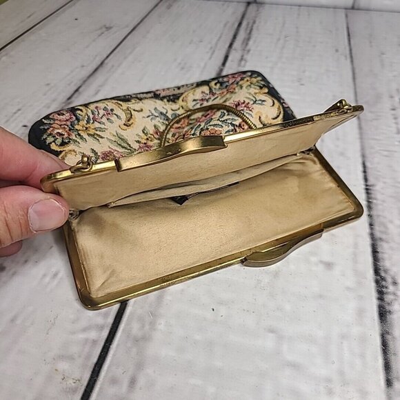 Vintage Lord & Taylor Small Clutch, Tapestry Handbag w/ Metal Golden Chain - Picture 3 of 10